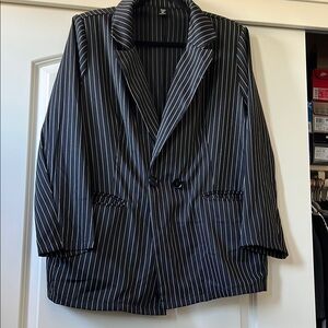 SHEIN Black Striped Jacket